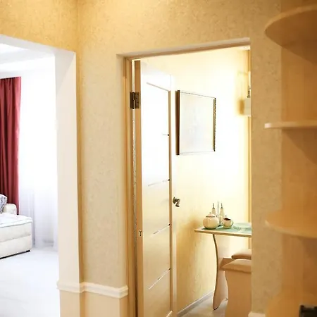 Apartament Bilya Taurusu